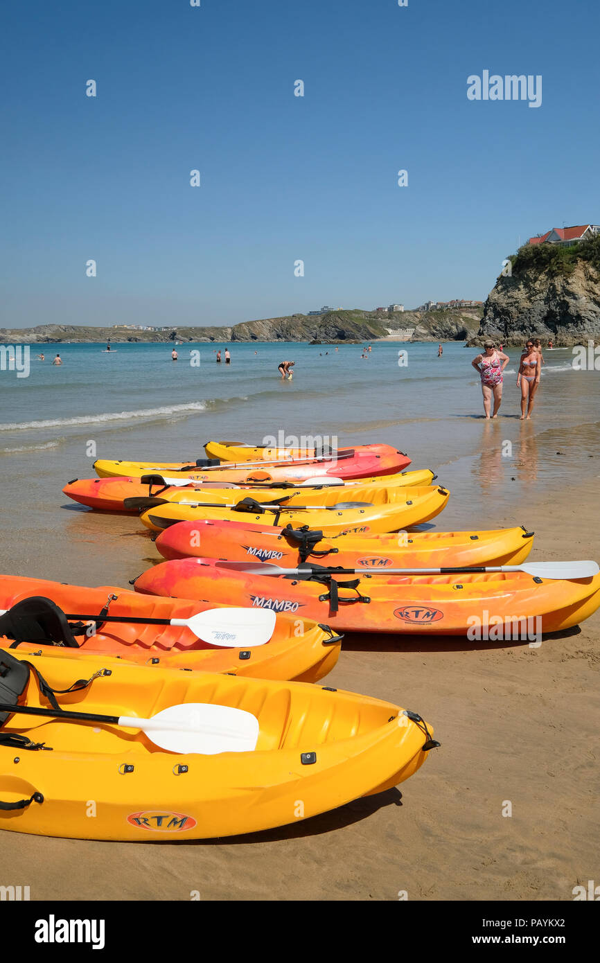 Orange and yellow kayaks hires stock photography and images Alamy
