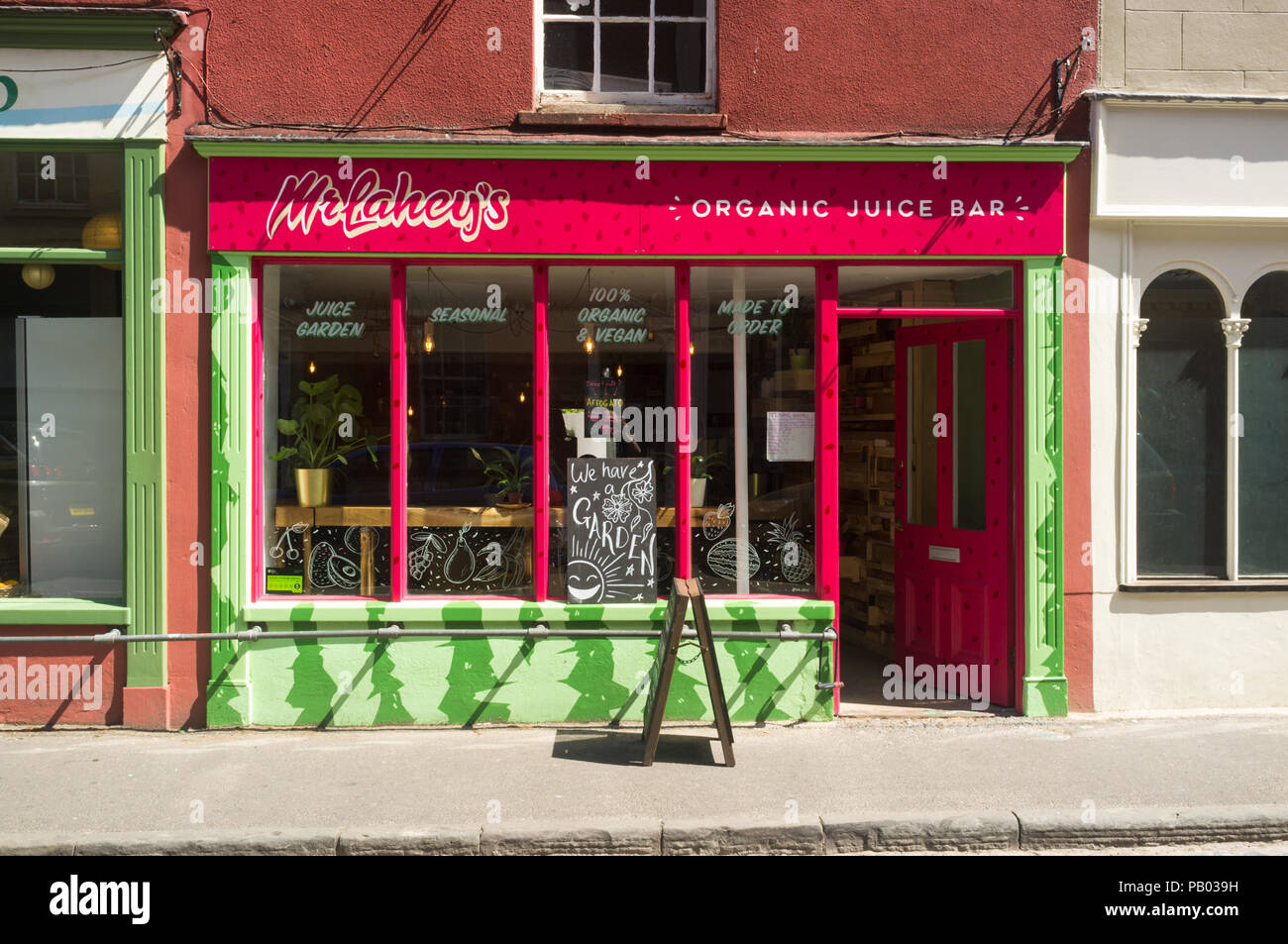 Juice Bar Stock Photos & Juice Bar Stock Images Alamy