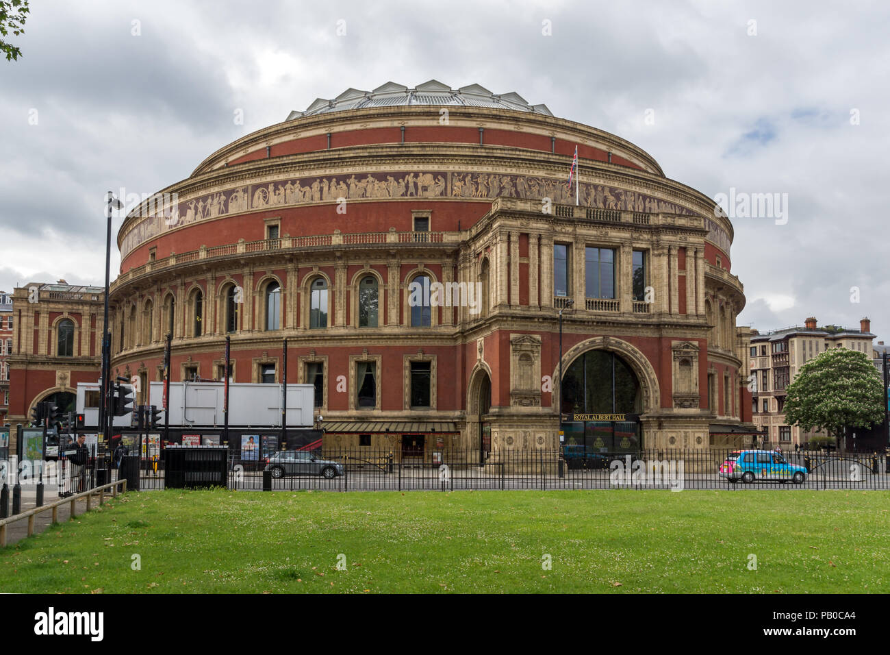 LONDON, ENGLAND - JUNE 18 2016: Amazing view of Royal Albert Hall ...