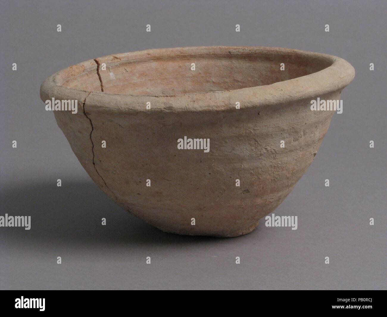 Bowl. Culture: Coptic. Dimensions: Overall: 3 7/16 x 6 9/16 in. (8.8 x 16.7 cm). Date: 4th-7th century. Museum: Metropolitan Museum of Art, New York, USA. Stock Photo