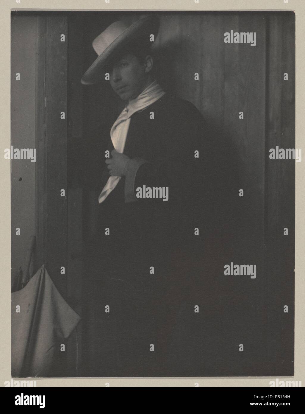 A Mexican. Artist: Sarah Choate Sears (American, 1858-1935). Dimensions:  24.2 x 18.7 cm. (9 1/2 x 7 3/8 in.). Person in Photograph: Adolf de Meyer  (American (born France), Paris 1868-1946 Los Angeles,