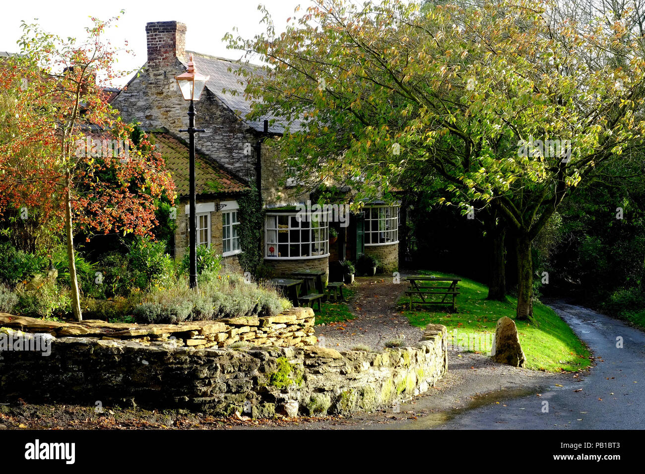 Black swan yorkshire oldstead hires stock photography and images Alamy