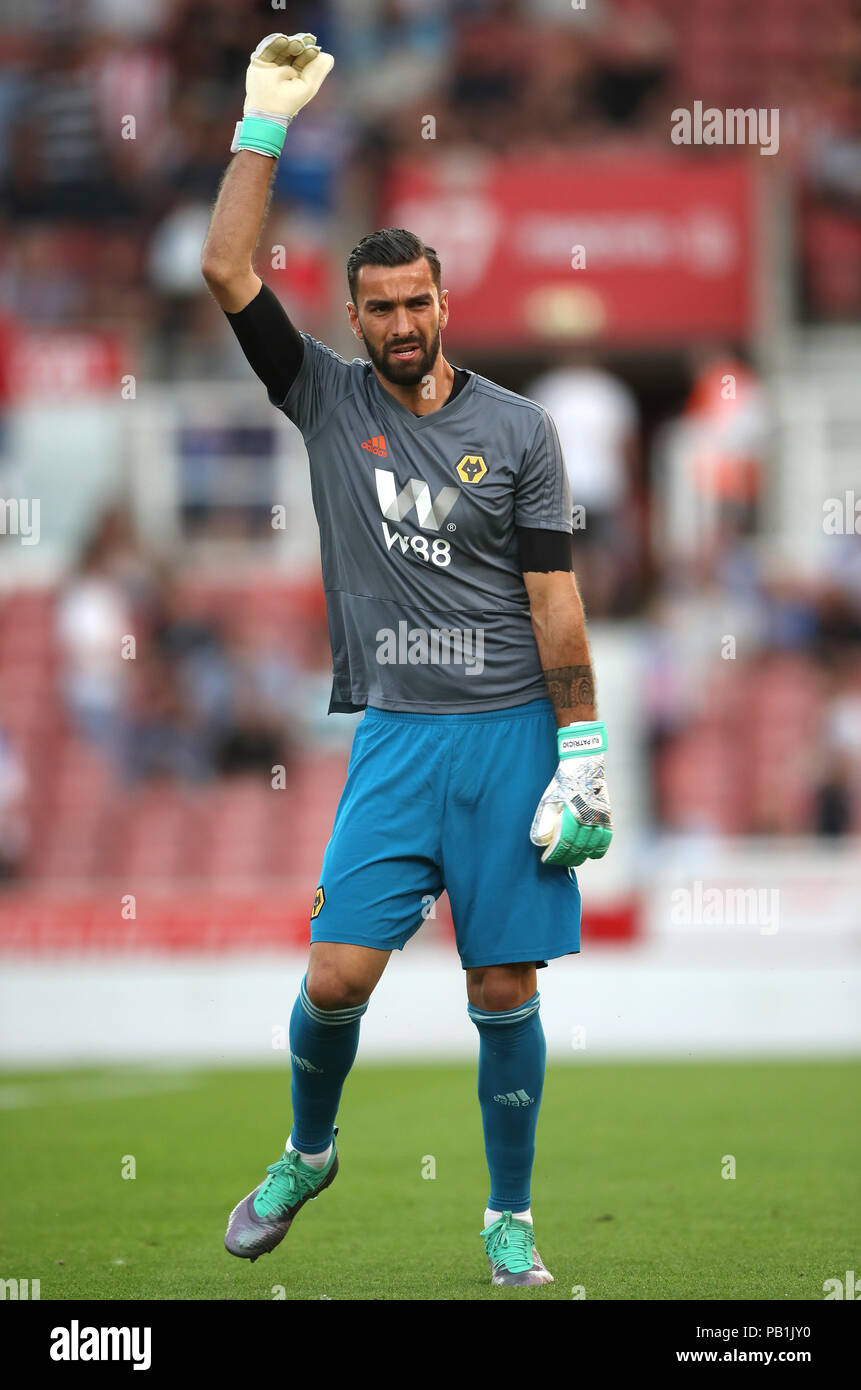 Wolverhampton Wanderers goalkeeper Rui Patricio during a pre season friendly match at The Bet365 Stadium, Stoke. PRESS ASSOCIATION Photo. Picture date: Wednesday July 25, 2018. Photo credit should read: Nick Potts/PA Wire. No use with unauthorised audio, video, data, fixture lists, club/league logos or 'live' services. Online in-match use limited to 75 images, no video emulation. No use in betting, games or single club/league/player publications. Stock Photo