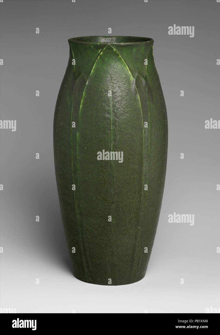 Vase Culture American Dimensions H 11 1 4 In 28 6 Cm Diam