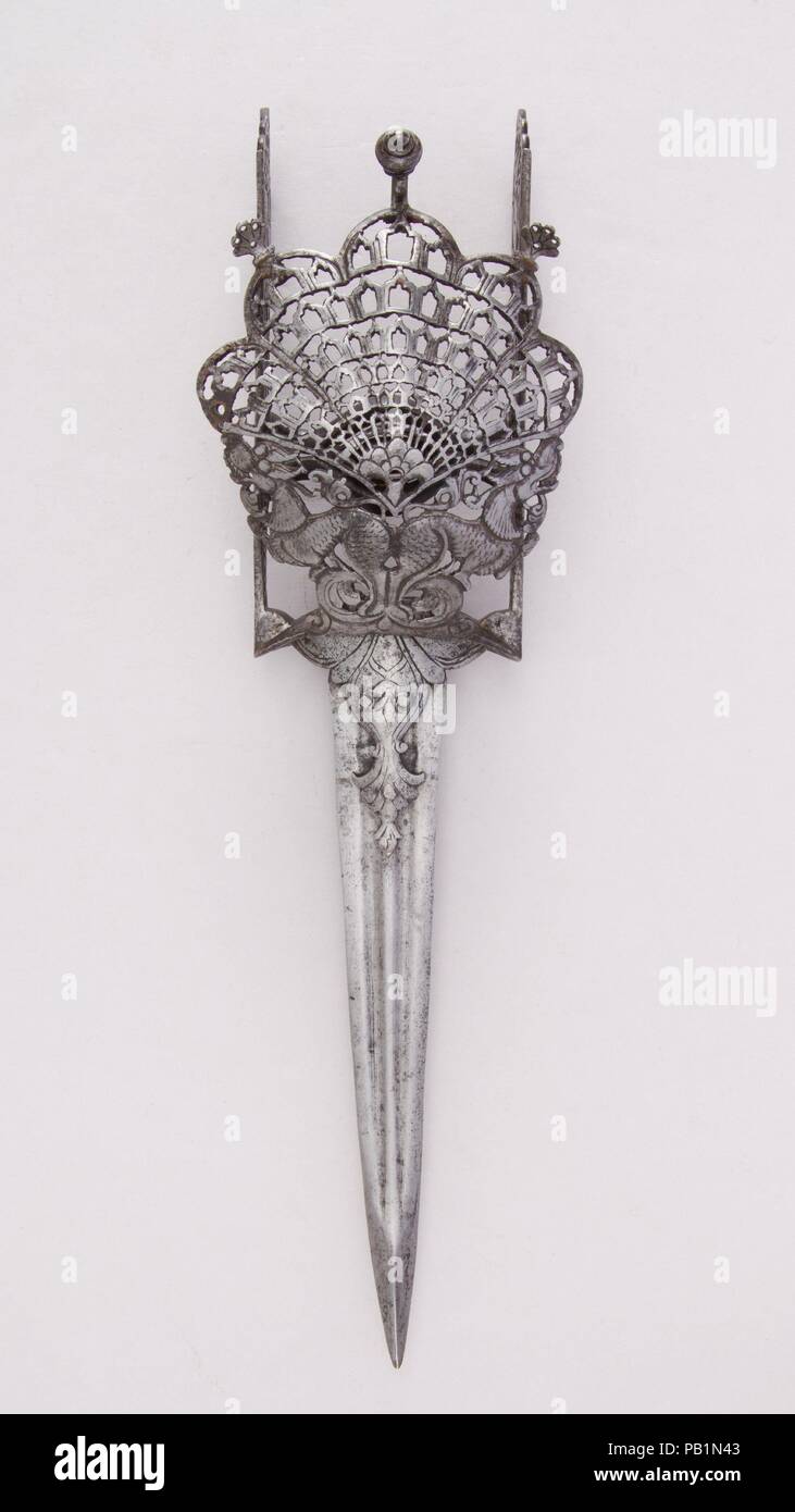 Guarded Dagger (Katar). Culture: Indian, Thanjavur. Dimensions: L. 15 7/8 in. (40.3 cm); W. 4 1/2 in. (11.4 cm); Wt. 1 lb. 6.2 oz. (629.4 g). Date: 17th century. Museum: Metropolitan Museum of Art, New York, USA. Stock Photo