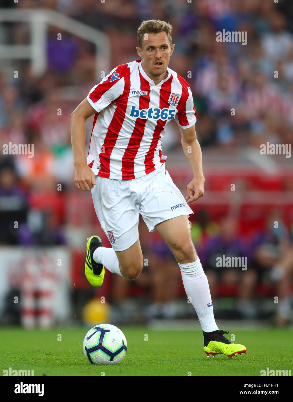 Stoke City's Darren Fletcher during a pre season friendly match at The Bet365 Stadium, Stoke. PRESS ASSOCIATION Photo. Picture date: Wednesday July 25, 2018. Photo credit should read: Nick Potts/PA Wire. EDITORIAL USE ONLY No use with unauthorised audio, video, data, fixture lists, club/league logos or "live" services. Online in-match use limited to 75 images, no video emulation. No use in betting, games or single club/league/player publications. Stock Photo