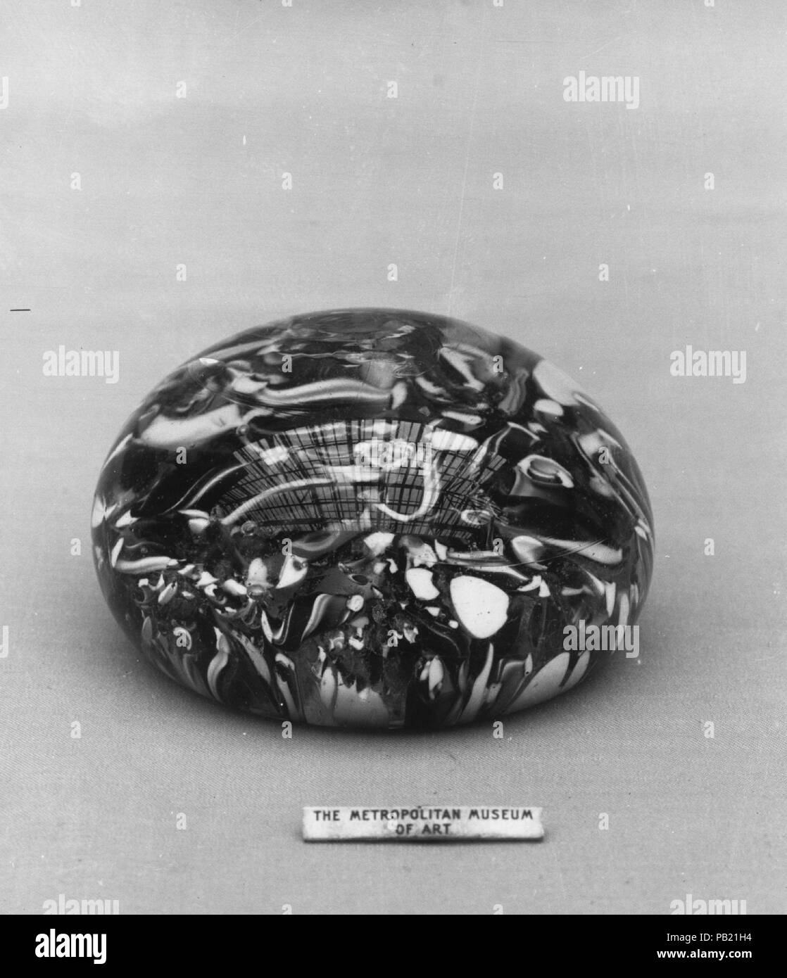 Glass paperweight Black and White Stock Photos & Images Alamy