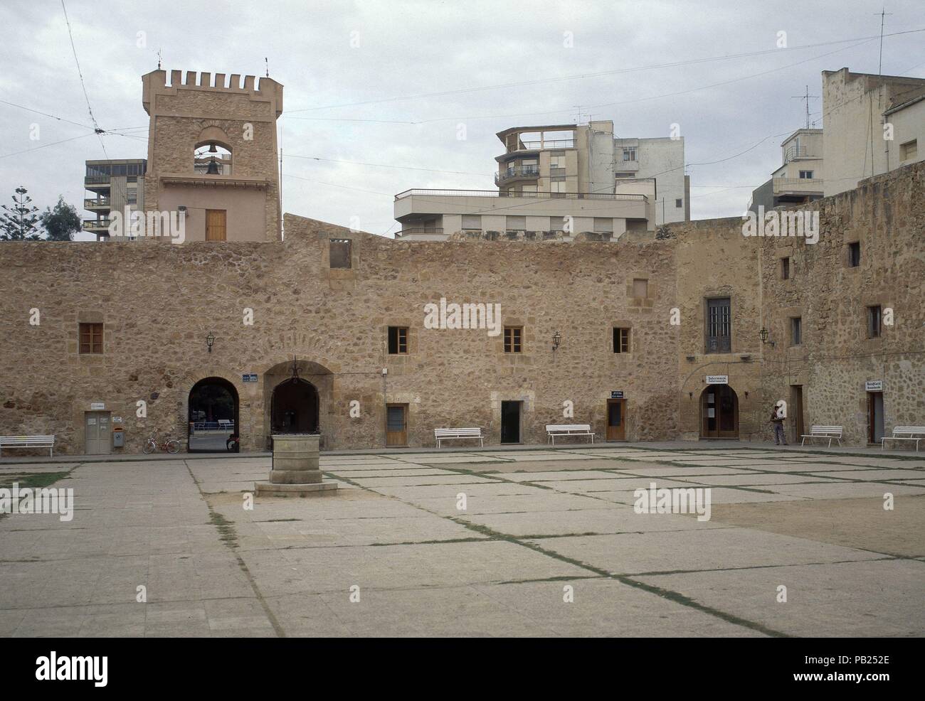 FACHADA Y PLAZA. Location: AYUNTAMIENTO, SANTA POLA, ALICANTE, SPAIN Stock  Photo - Alamy