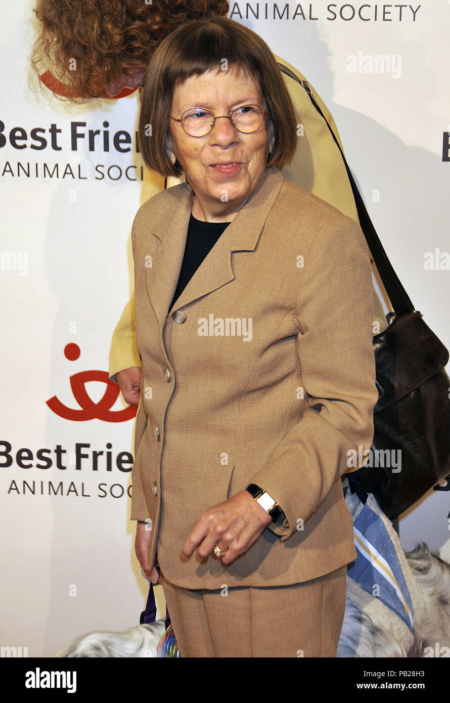 Los Angeles Linda Hunt 2009 High Resolution Stock Photography and Images -  Alamy