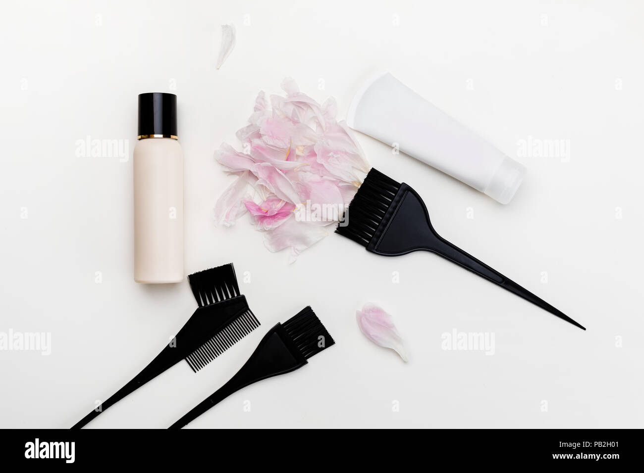 Tools for hair dye Stock Photo Alamy