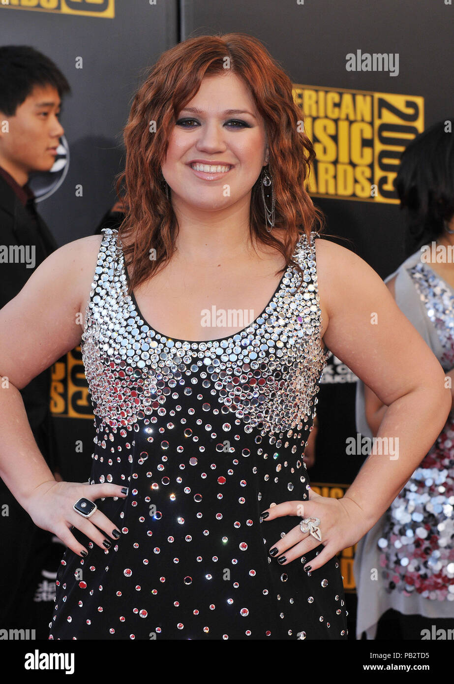 Kelly Clarkson 45 - 2009 American Music Awards at the Nokia Theatre In Los Angeles.Kelly Clarkson 26 Red Carpet Event, Vertical, USA, Film Industry, Celebrities,  Photography, Bestof, Arts Culture and Entertainment, Topix Celebrities fashion /  Vertical, Best of, Event in Hollywood Life - California,  Red Carpet and backstage, USA, Film Industry, Celebrities,  movie celebrities, TV celebrities, Music celebrities, Photography, Bestof, Arts Culture and Entertainment,  Topix, vertical, one person,, from the years , 2006 to 2009, inquiry tsuni@Gamma-USA.com - Three Quarters Stock Photo