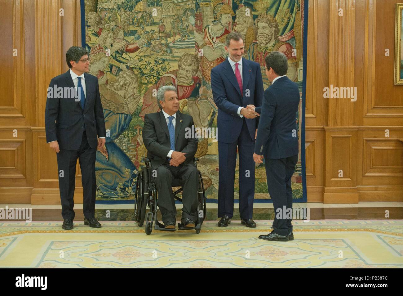 El Rey de España, junto al Presidente de Ecuador y cargos de la diplomacia Ecuatoriana King of Spain meets the Prime Minister of Ecuador in Zarzuela 711/cordon press Stock Photo - Alamy
