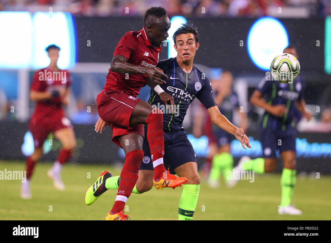 East Rutherford, NJ, USA. 25th July, 2018. Liverpool midfielder Sadio Mane controls the ball during the second half of the International Champions Cup Soccer game between Liverpool and Manchester City on July 25, 2018 at Met Life Stadium in East Rutherford, NJ. Credit: Action Plus Sports/Alamy Live News Stock Photo