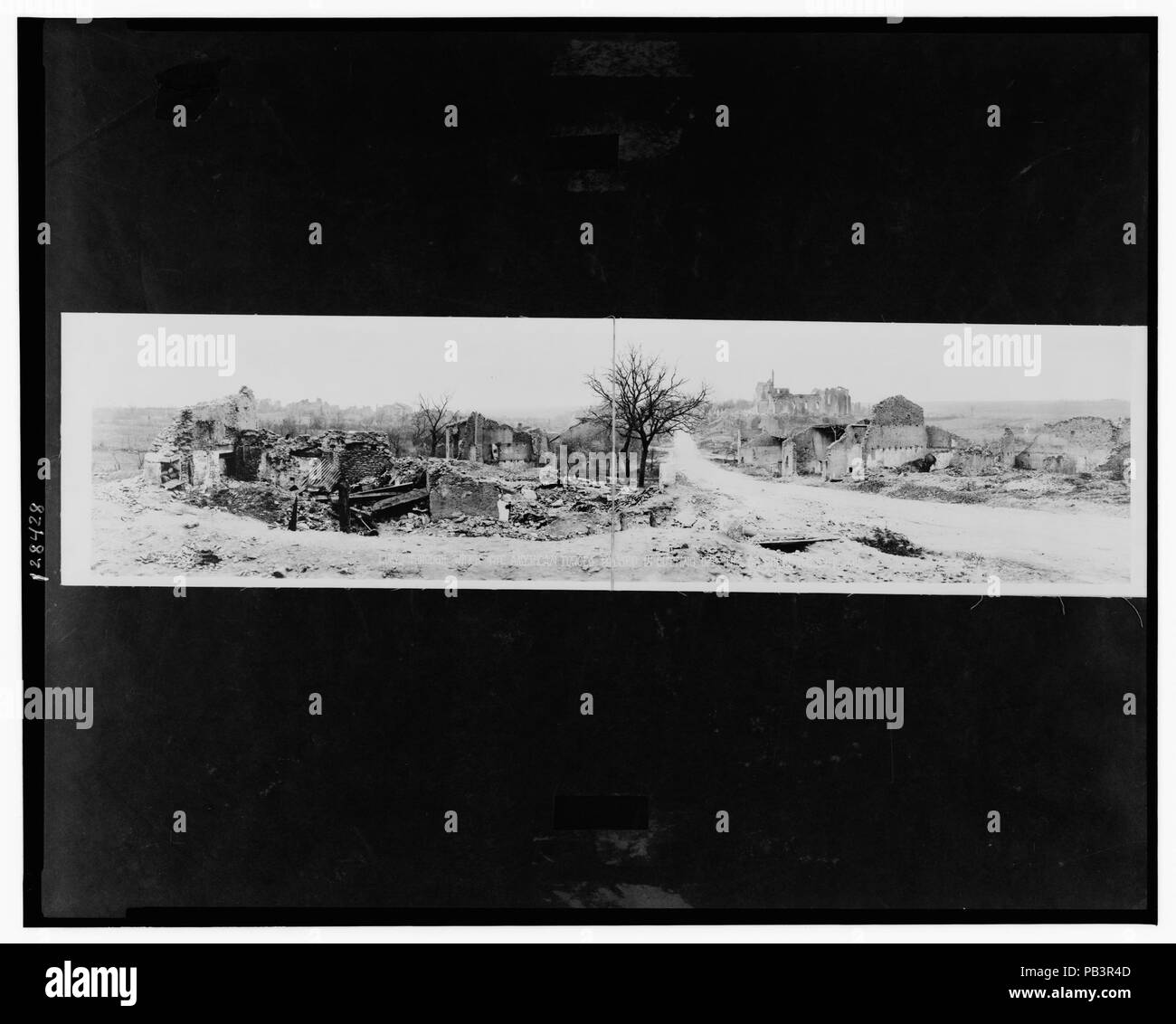 922 Limy, through which the American forces passed in cutting off the St. Mihiel Salient, 1918 LCCN2007663841 Stock Photo