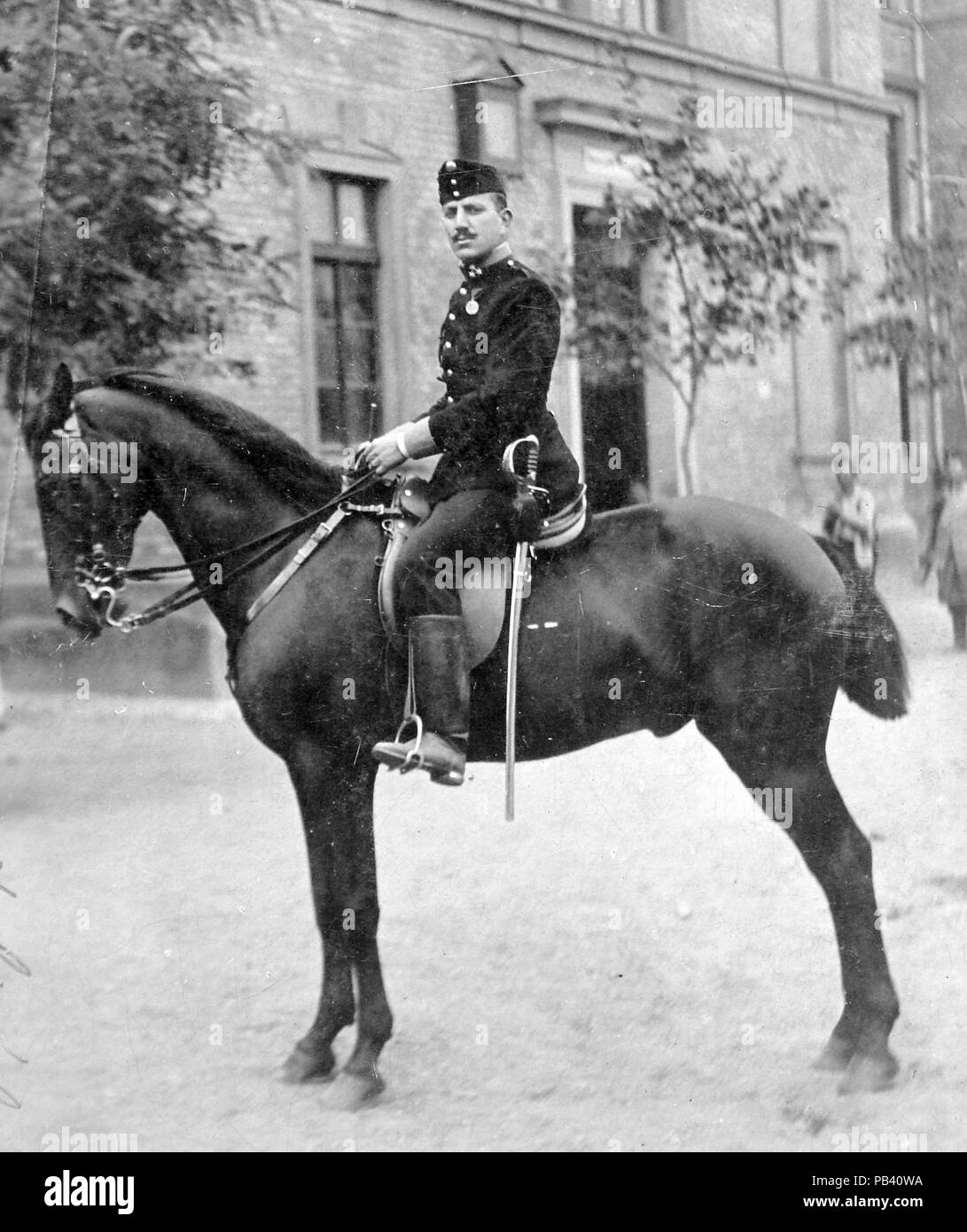 Horse military mounted uniform hi-res stock photography and images - Alamy