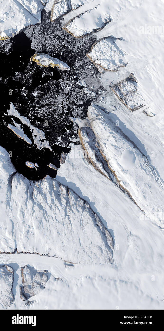 Satellite image of greenland hi-res stock photography and images - Alamy