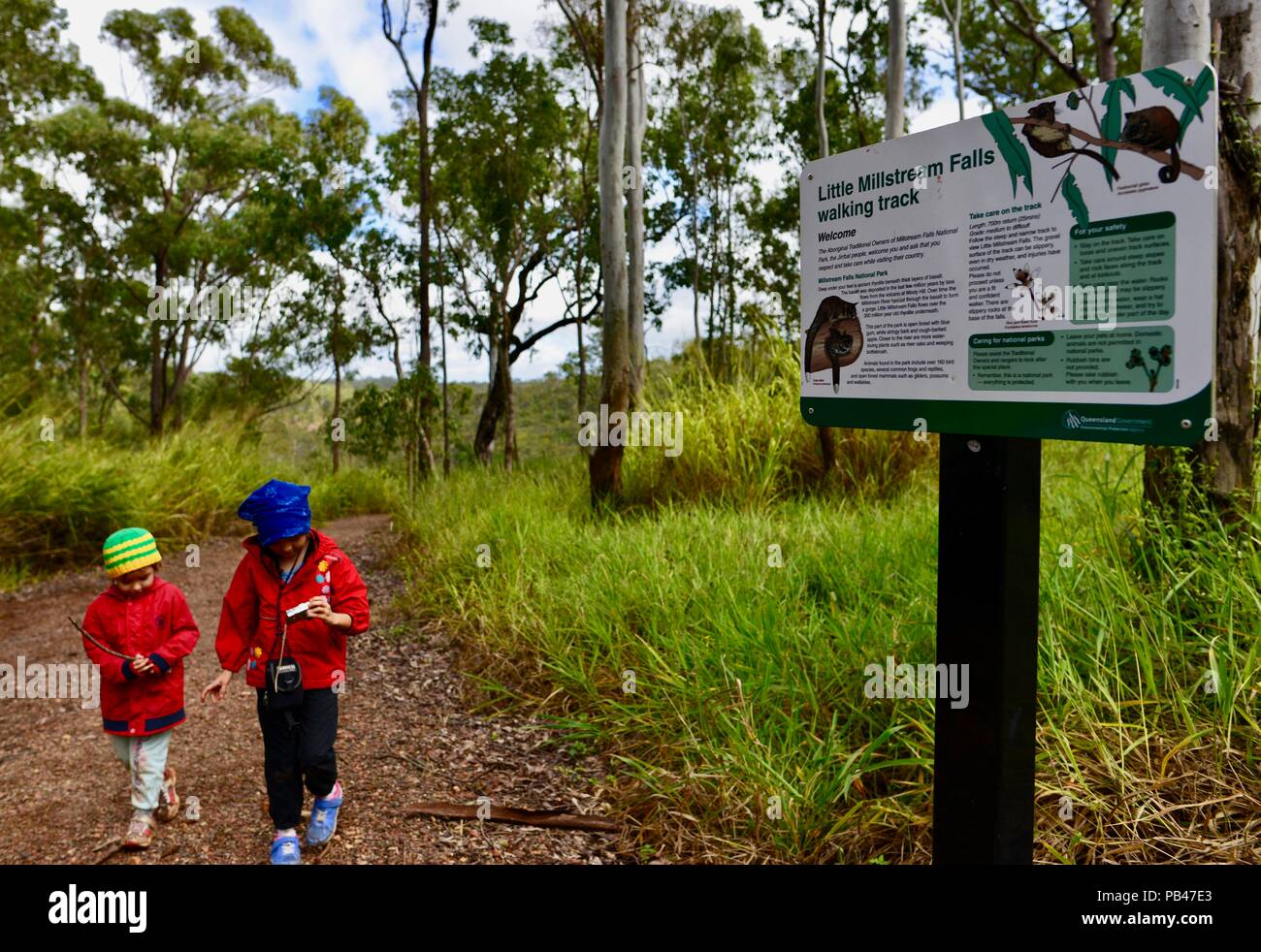 Little millstream falls walking track sign, Millstream falls national