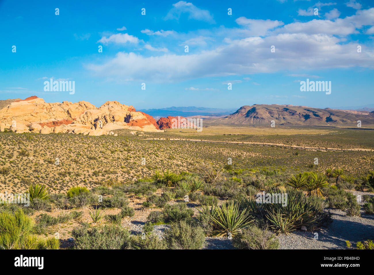 Rugged red rock canyon hi-res stock photography and images - Alamy