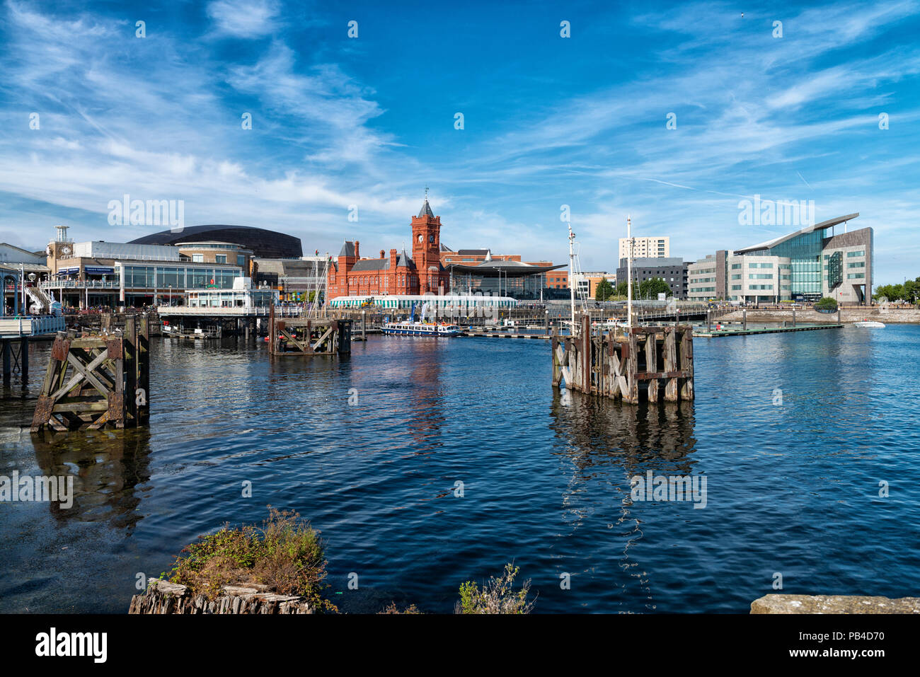 Mermaid Quay with left to right, The Wales Millennium Centre, The Pierhead Building, The Senedd and The Atradius Building, Cardiff Bay, South Wales. Stock Photo