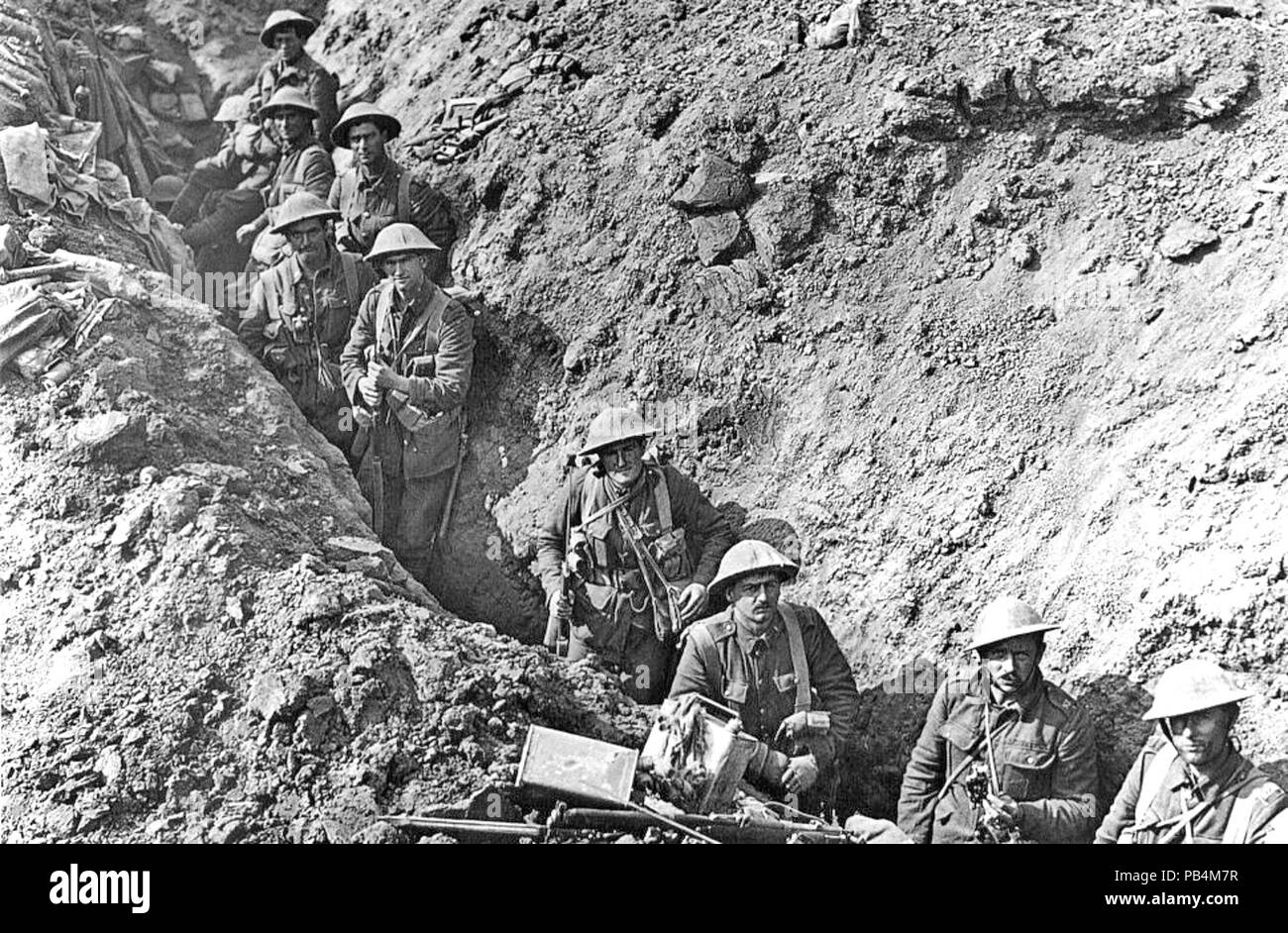 1097 New Zealand trench Flers September 1916 Stock Photo