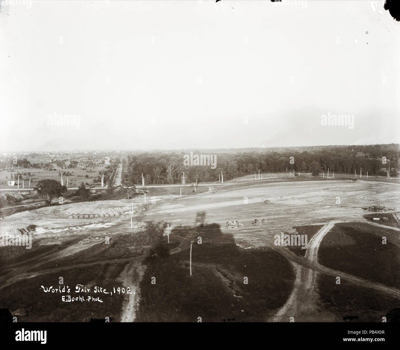 1809 View looking east from the Administration Building toward the site ...