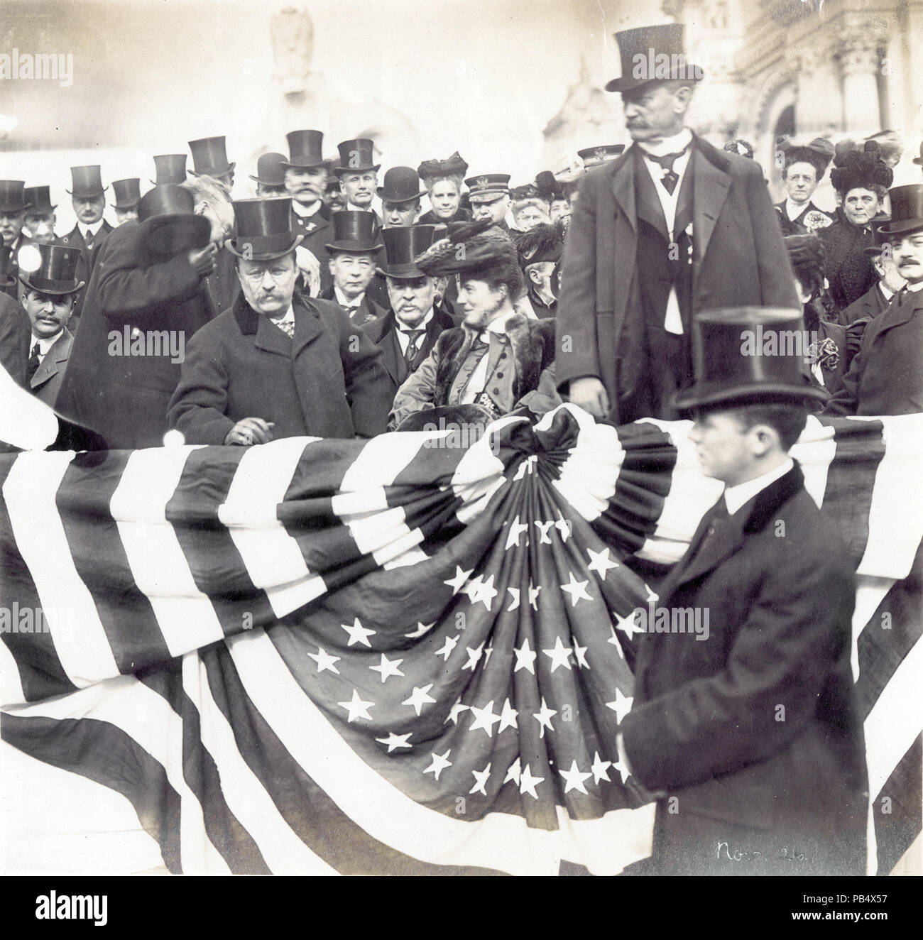 1225 President Theodore Roosevelt, Edith Roosevelt, and David R ...