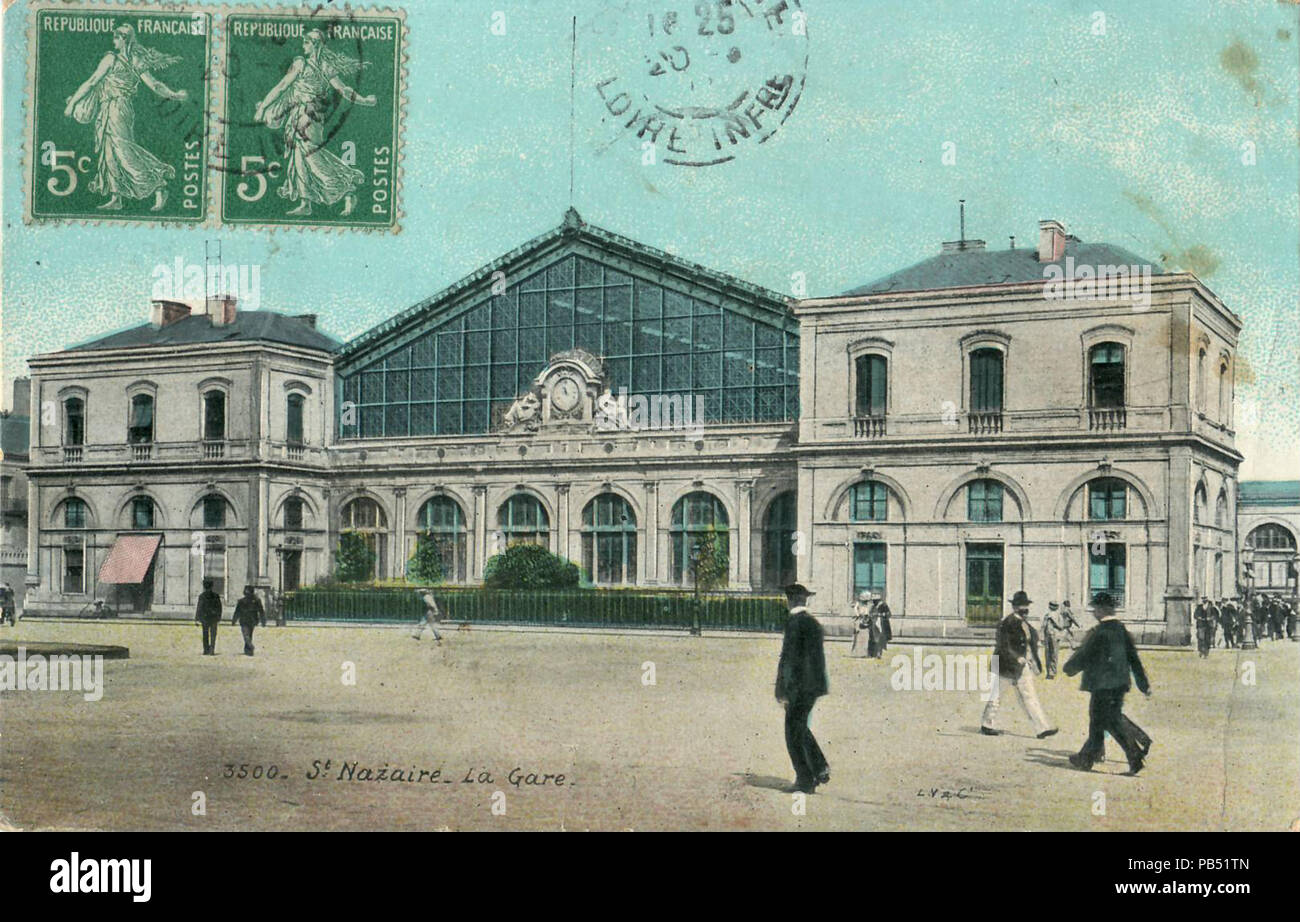 Saint-Nazaire - 44 SAINT NAZAIRE -- place du bassin - le pont roulant -- -  Carte postale ancienne et vue d'Hier et Aujourd'hui - #7693291 - Geneanet, image size:1300x922