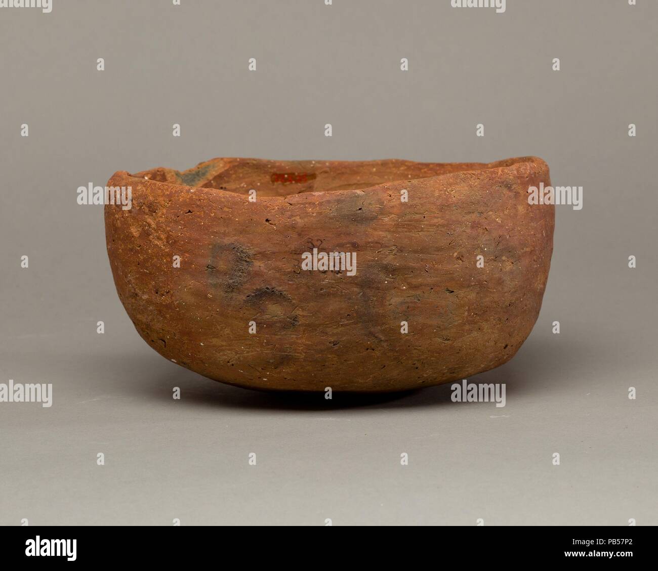 Bowl. Dimensions: H. 11 cm (4 5/16 in); diam. 23 cm (9 1/16 in). Date: ca. 4500-4000 B.C.. Museum: Metropolitan Museum of Art, New York, USA. Stock Photo