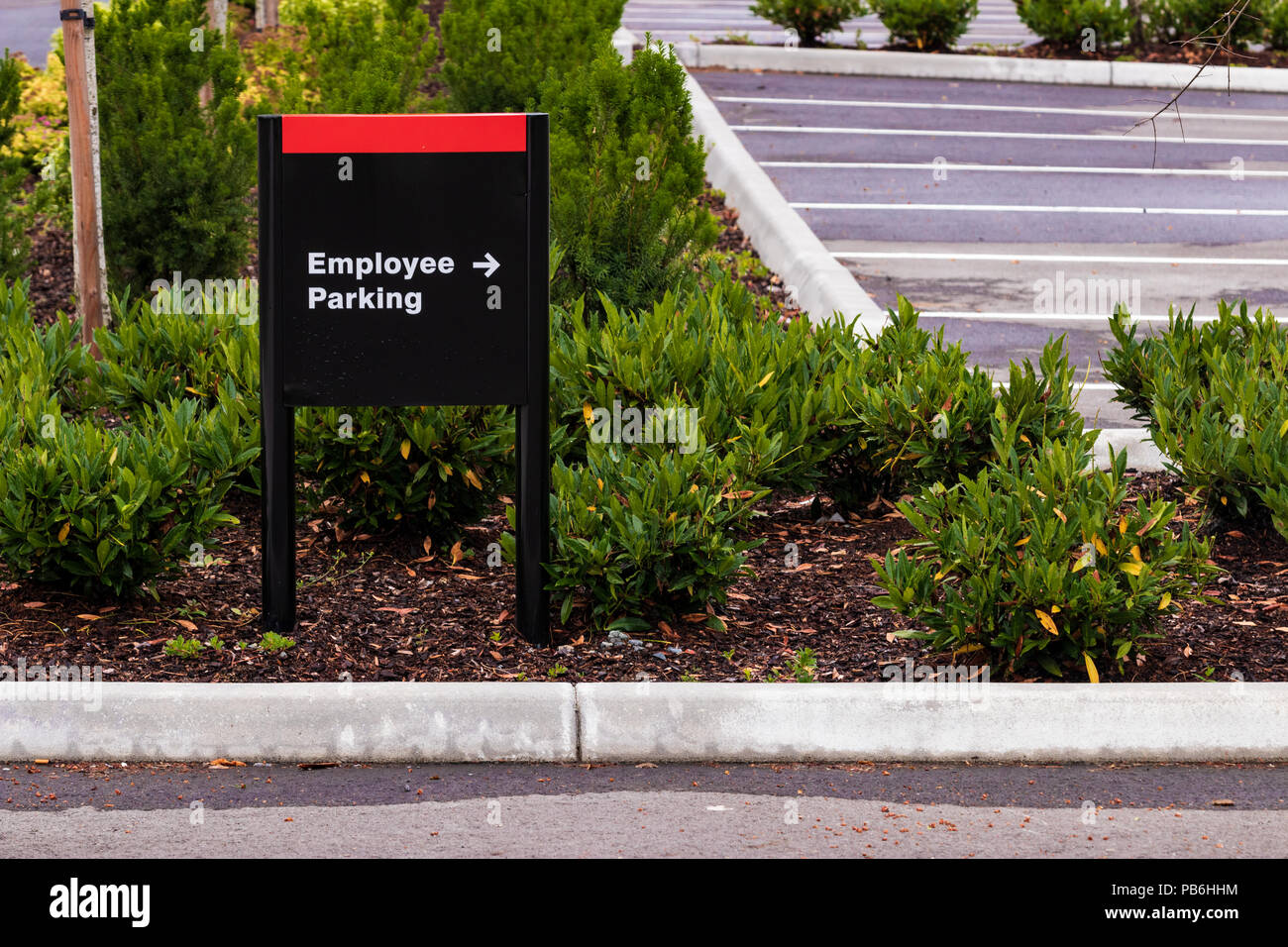 Parking lot curb hires stock photography and images Alamy
