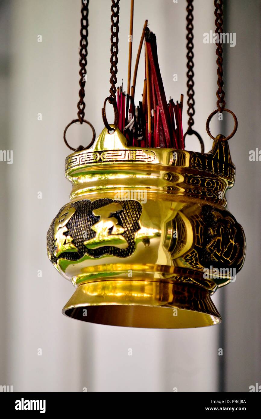 incense burner pot holder hanging censer,vintage ceramic japan,oil