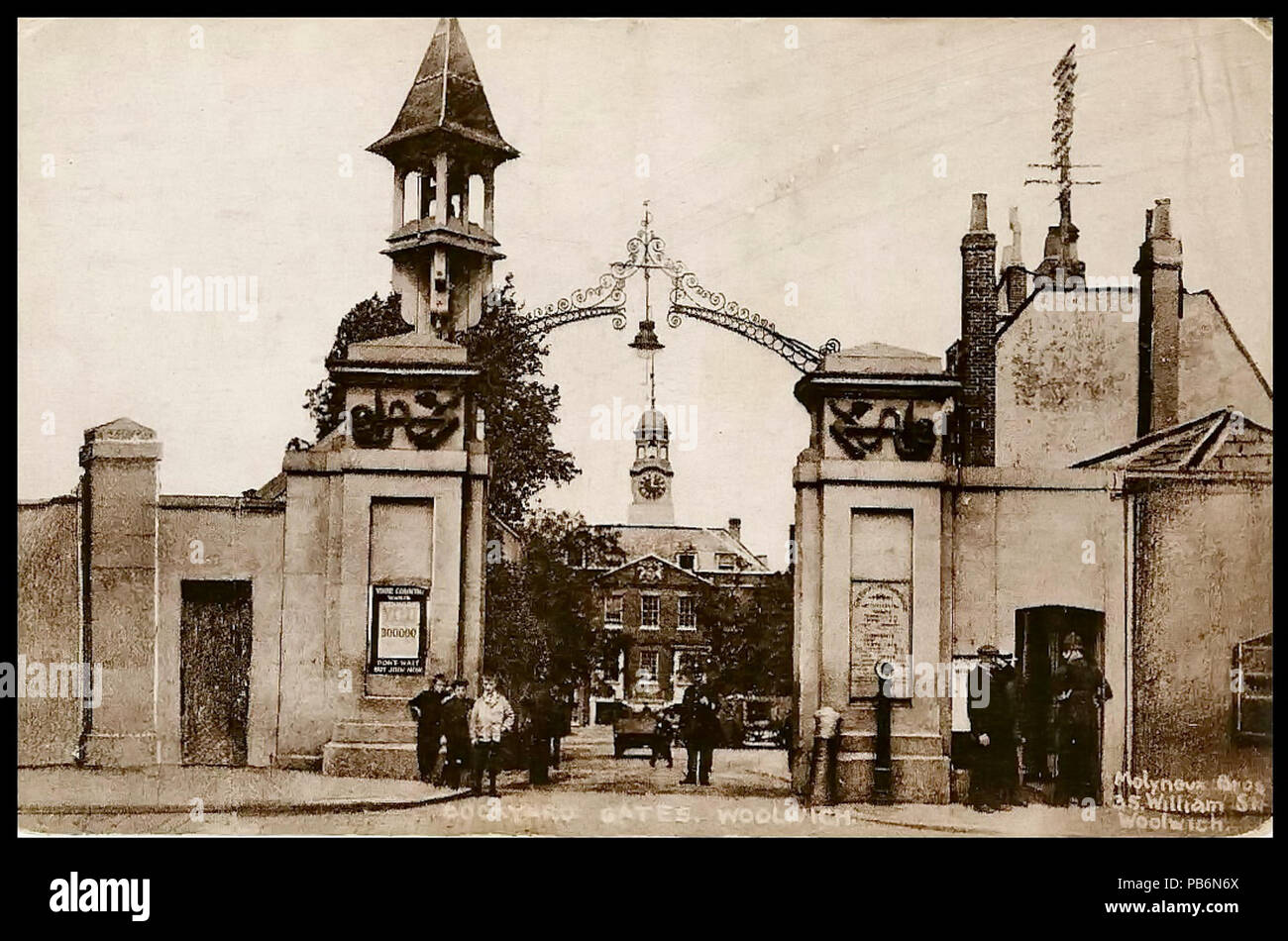 Woolwich dockyard hires stock photography and images Alamy