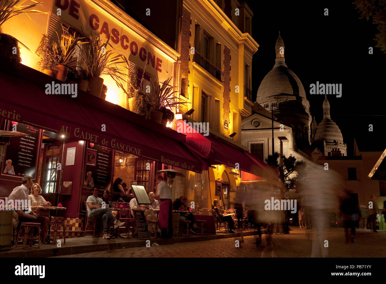 Place du Tertre and Sacre Coeur at night, Montmartre, Paris, France Stock Photo