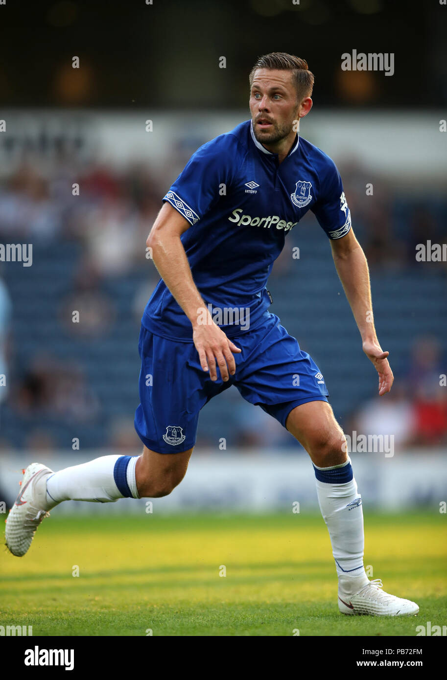 Everton's Gylfi Sigurosson during a pre-season friendly match at Ewood Park, Blackburn. PRESS ASSOCIATION Photo. Picture date: Thursday July 26, 2018. Photo credit should read: Nick Potts/PA Wire. EDITORIAL USE ONLY No use with unauthorised audio, video, data, fixture lists, club/league logos or 'live' services. Online in-match use limited to 75 images, no video emulation. No use in betting, games or single club/league/player publications. Stock Photo