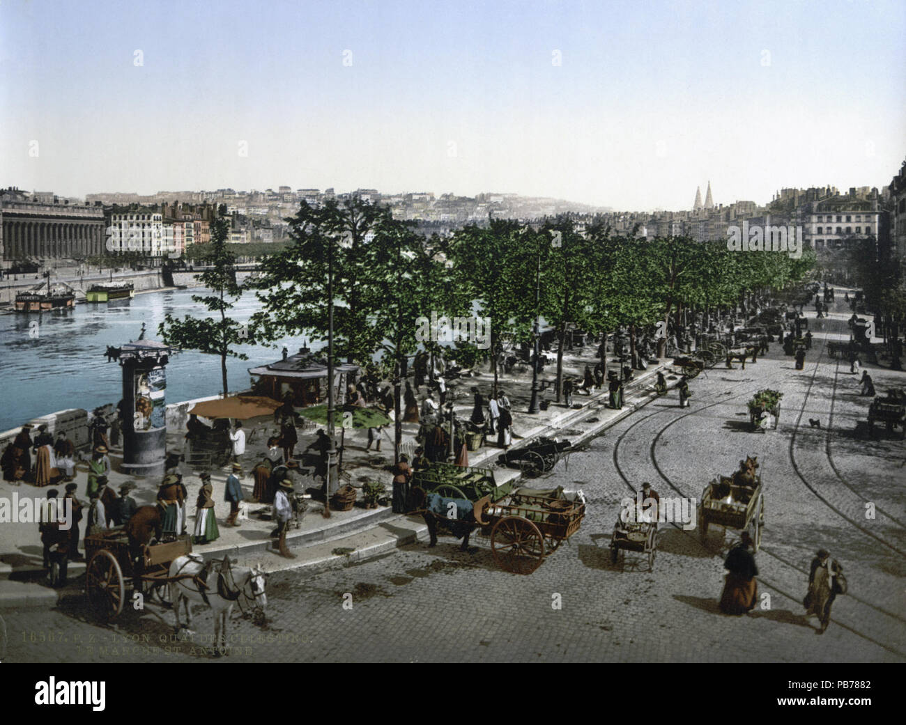 Lyon Quai Saint Antoine Market Hi res Stock Photography And Images Alamy lyon-quai-saint-antoine-market-hi-res-stock-photography-and-images-alamy
