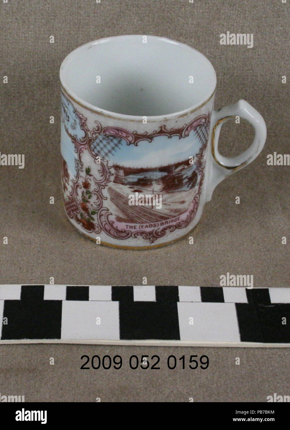 1127 Official Souvenir Mug From the 1904 World's Fair Showing Color Images of Three St. Louis Landmarks Stock Photo