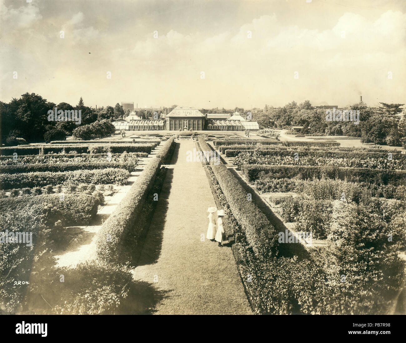 1809 View looking across Shaw's Garden toward the Conservatory (Missouri Botanical Garden) Stock Photo