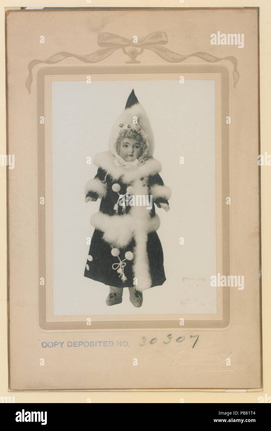 1066 Mrs Santa Claus doll (HS85-10-30307) original Stock Photo