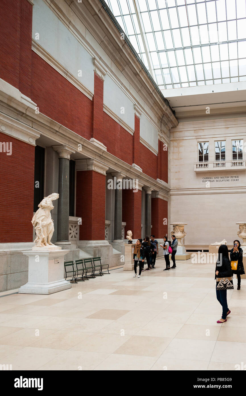 NEW YORK, USA SEP 25, 2015 Part of the Metropolitan Museum of Art
