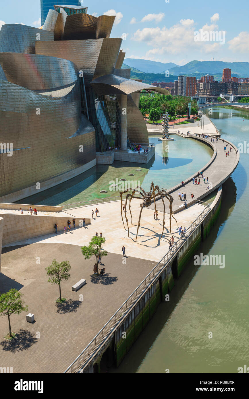 Guggenheim Bilbao Museum, view of the Frank Gehry designed Guggenheim Museum (Museo Guggenheim) in the center of Bilbao, Spain. Stock Photo