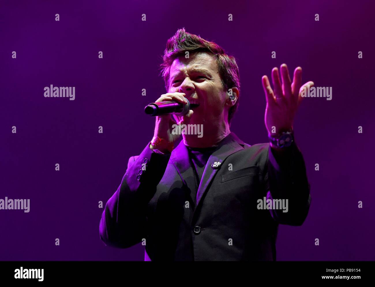 Dorset, UK. 27th July 2018. Rick Astley Credit: Finnbarr Webster/Alamy Live News Stock Photo