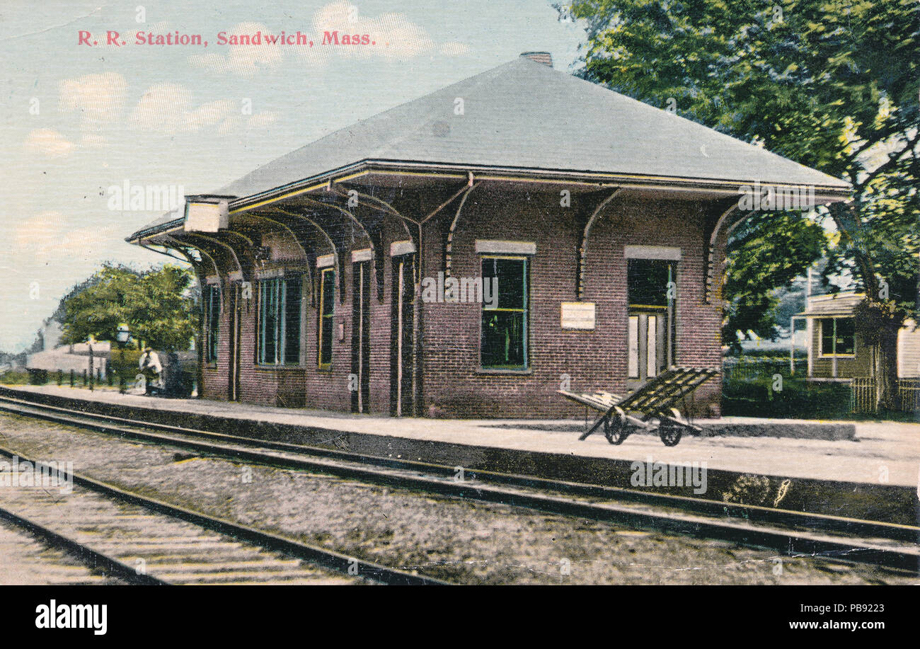 . English An early postcard showing the former Sandwich, Massachusetts
