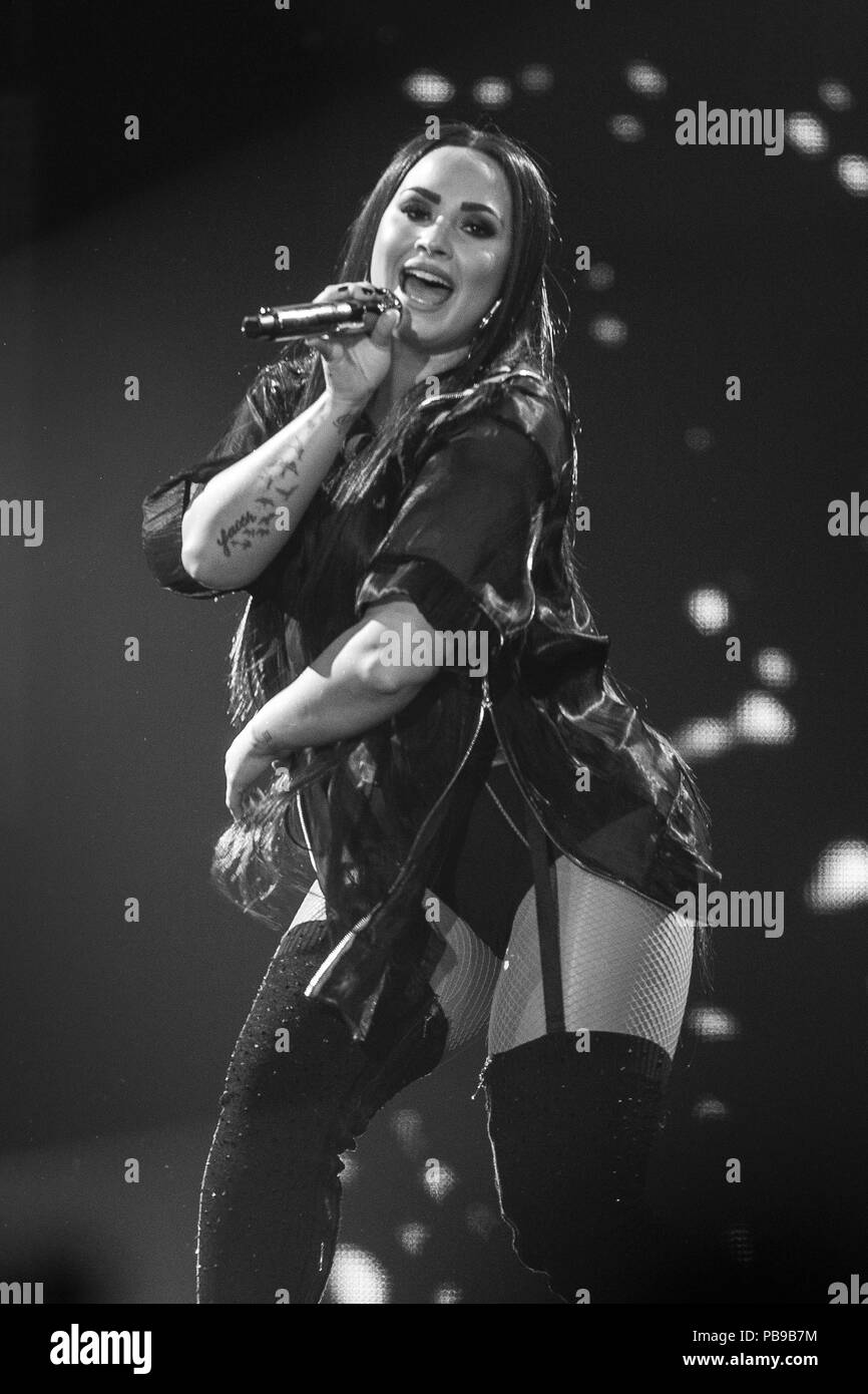 Demi Lovato Black And White Stock Photos Images Alamy