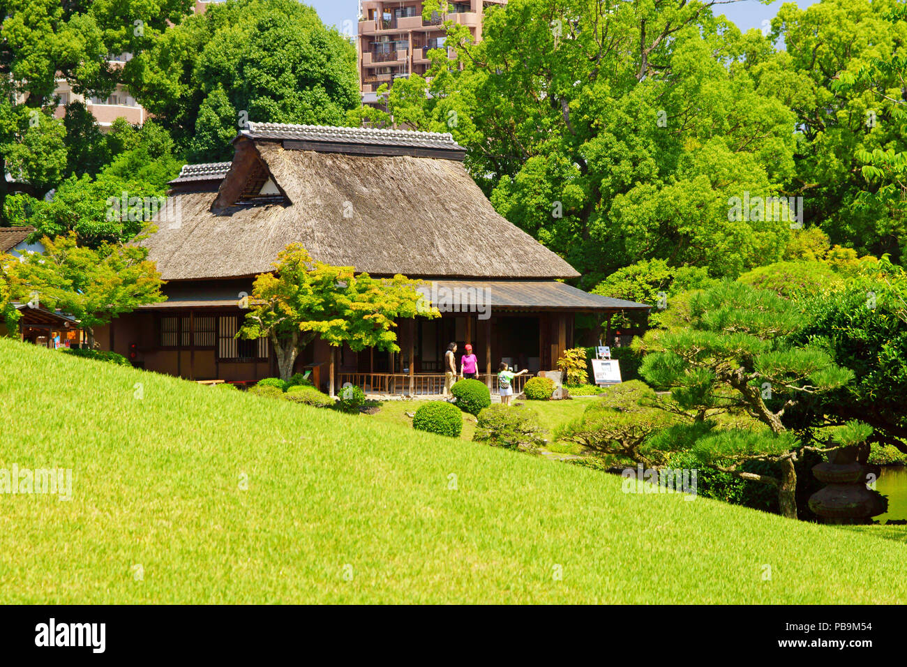 Traditional Japanese Old House Stock Photo Alamy
