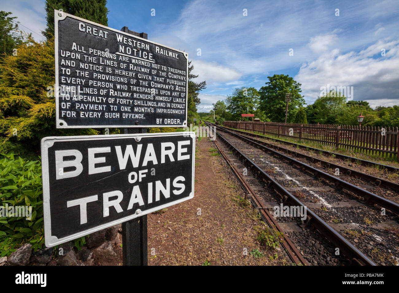 large steel sign 400mm x 300mm Devon England GWR Rail Ad og 