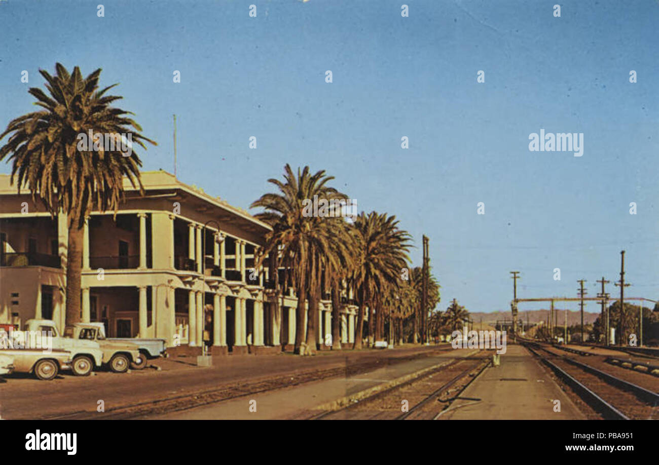 1086 Needles CA Needles Railroad Depot (NBY 434674 Stock Photo Alamy