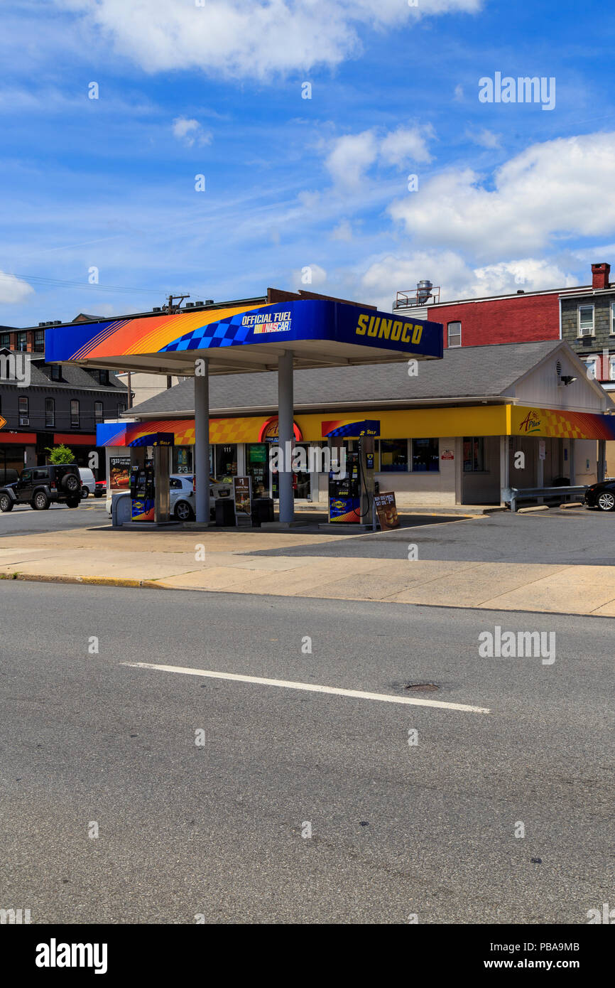 Lancaster, PA, USA June 25, 2018 A Sunoco APlus convenience store
