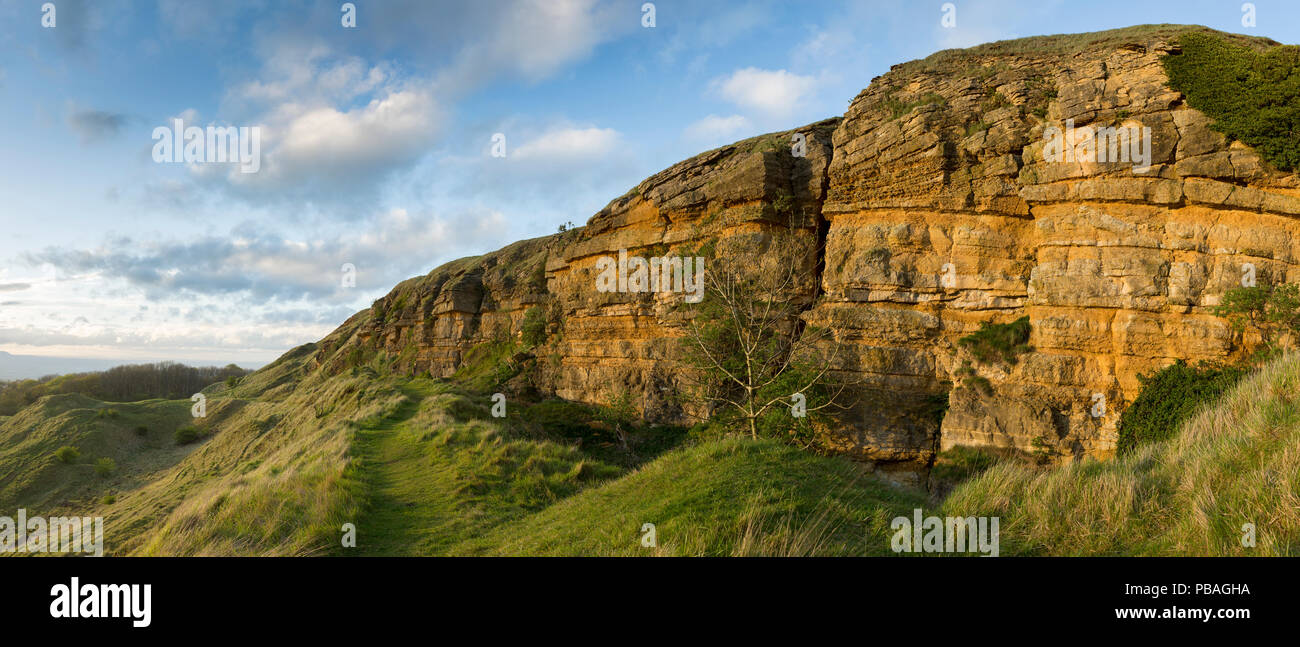 Cotswold hills aonb hires stock photography and images Alamy