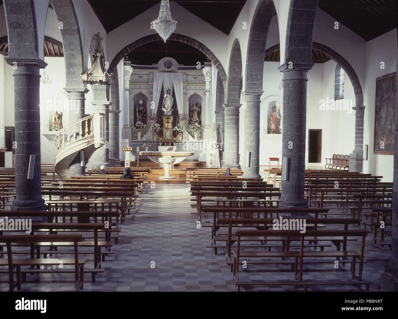 Hacia la iglesia hi-res stock photography and images - Alamy