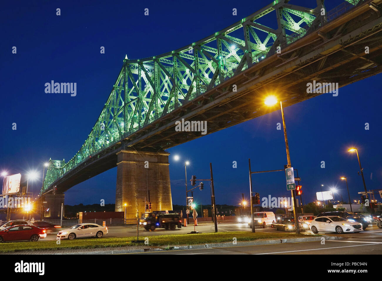 Montreal, Canada, July 26, 2018.Nightime shot of the Jacques-Cartier bridge. Credit Mario Beauregard/Alamy Live News Stock Photo