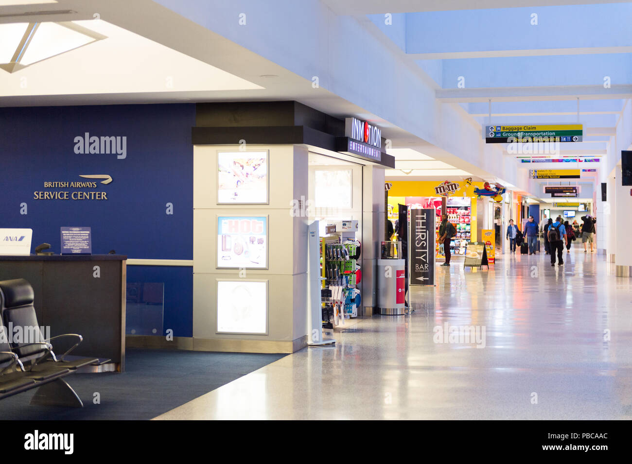 Jfk airport arrival hall hires stock photography and images Alamy